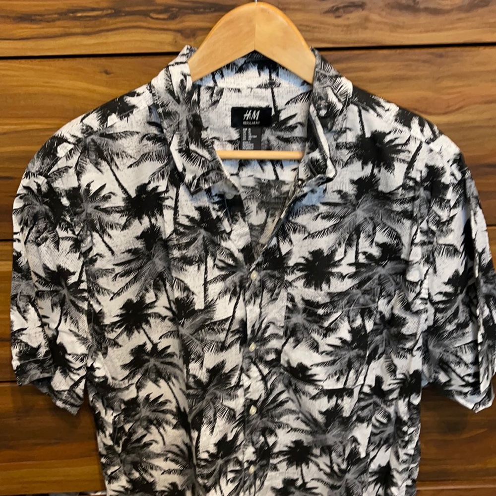 H&M casual button down shirt
